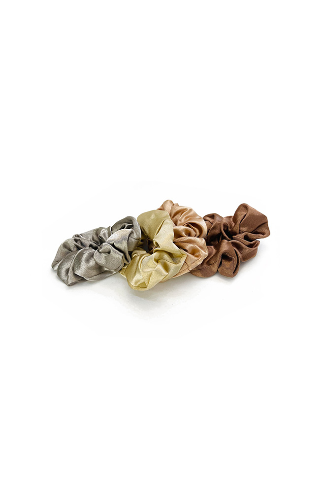 Satijnen scrunchie beige grijs